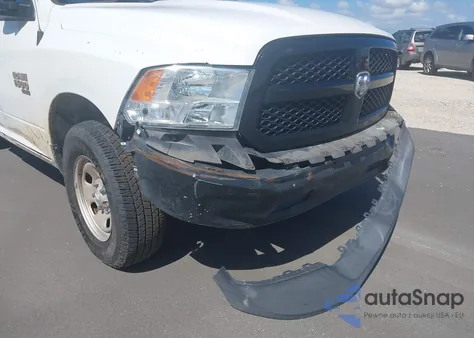 2020 Ram 1500 Classic Tradesman 4X4 6'4 Box z USA, uszkodzony, nr VIN 1C6RR7FG8LS150786